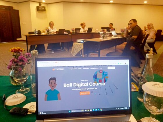 Strategi Digital Marketing: Brand, Pelanggan & Penjualan